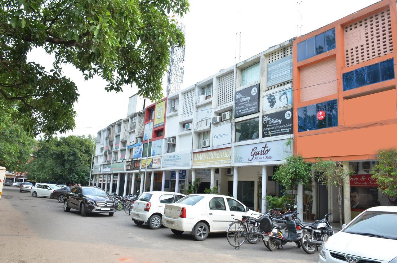 Hotel Oyo 5884 Amante Chandīgarh Exteriér fotografie